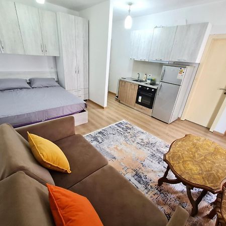 Apartament Property Albania 7 ティラナ エクステリア 写真