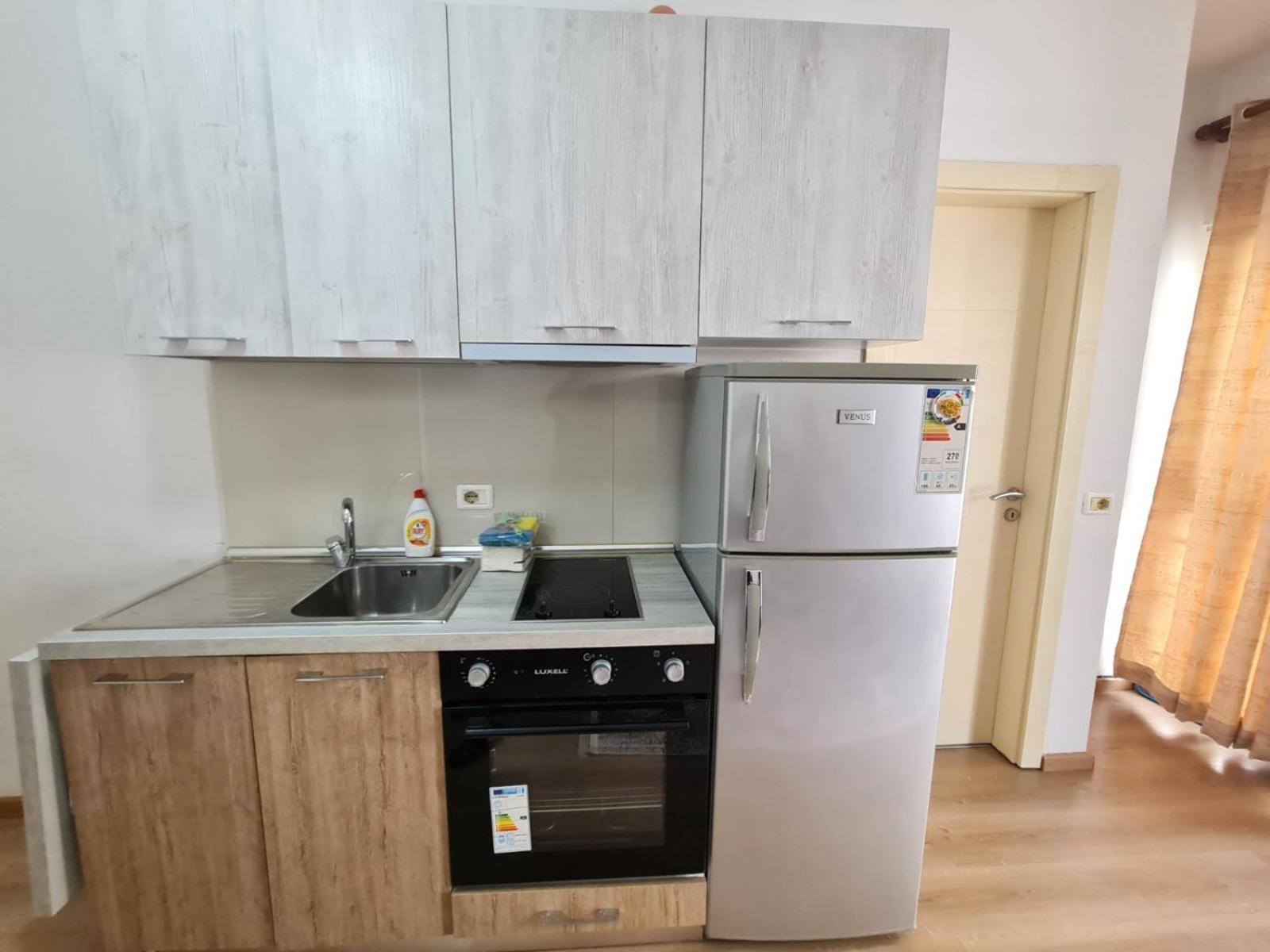 Apartament Property Albania 7 ティラナ エクステリア 写真